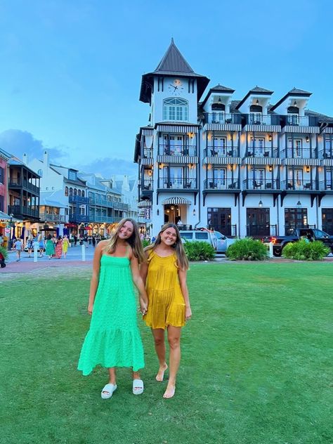 Cute Seaside Outfits, Rosemary Beach Pictures, 30a Rosemary Beach, Seaside Spring Break, Rosemary Beach Florida Outfits, Rosemary Beach Aesthetic, Rosemary Beach Florida Aesthetic, 30a Florida Outfits, Seaside Pictures Ideas