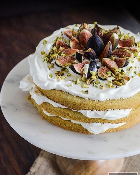 Layer Cake With Coconut Cream, Figs, Pistachios And Honey via @feedfeed on https://thefeedfeed.com/gluten-free-desserts/ahealthylifeforme/layer-cake-with-coconut-cream-figs-pistachios-and-honey Apple Layer Cake, Easy Birthday Cake Recipes, Dairy Free Whipped Cream, Showstopper Cakes, Vegetarian Recipes Dessert, Vegetarian Desserts, White Cakes, Unsweetened Coconut Milk, Best Cake Recipes