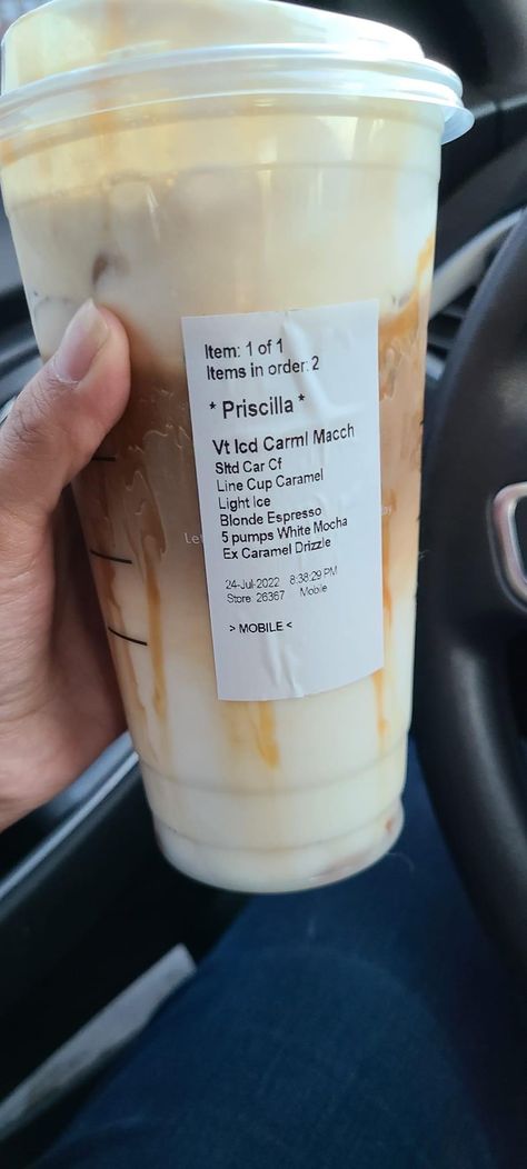 Starbucks Drinks To Order Online, Starbucks Drinks To Order, Mlm Aesthetic, Starbucks Orders, Iced Starbucks Drinks, Secret Starbucks Drinks, How To Order Starbucks, White Mocha, Starbucks Drinks Recipes