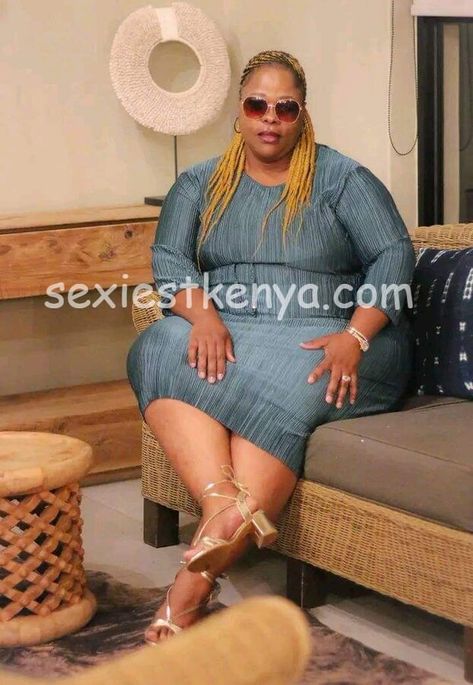 Wealthy sugar mummy is seeking for humble young man, aged 20 and above Age 20's, Big Women Fashion, Wealthy Women, Charming Man