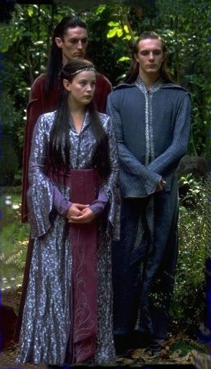 Arwen, Elladan, and Elrohir when the Fellowship leaves Rivendell. Arwen Costume, Hobbit Costume, Farewell Dresses, Lotr Costume, Lotr Elves, Tolkien Elves, Elf Costume, Fellowship Of The Ring, Liv Tyler