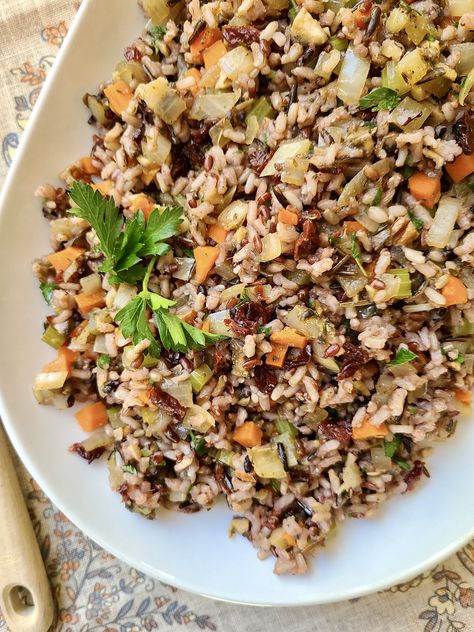 Wild Rice Pilaf with Toasted Pecans, Dried Cherries and Mushrooms Healthy Wild Rice Recipes, Wild Rice Recipes Side Dishes Easy, Wild Rice Side Dish, Wild Rice Recipes Side Dishes, Wild Rice Pilaf Recipe, Rosemary Rice, Vegan Wild Rice, Rice Recipes Side, Mushroom Wild Rice