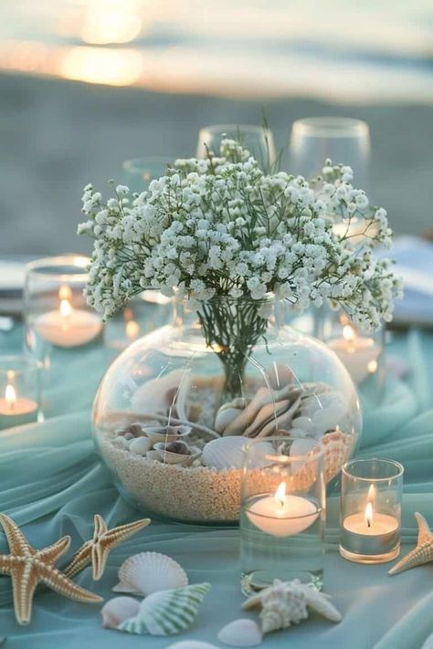 Sea Shell Flower Arrangements, Simple Beach Wedding Flowers, Ocean Baby Shower Centerpieces, Beach Flower Arrangements, Flowers For Beach Wedding, Elegant Beach Wedding Decorations, Beach Wedding Table Decorations, Decoration Theme Marin, Beach Wedding Centerpieces Diy