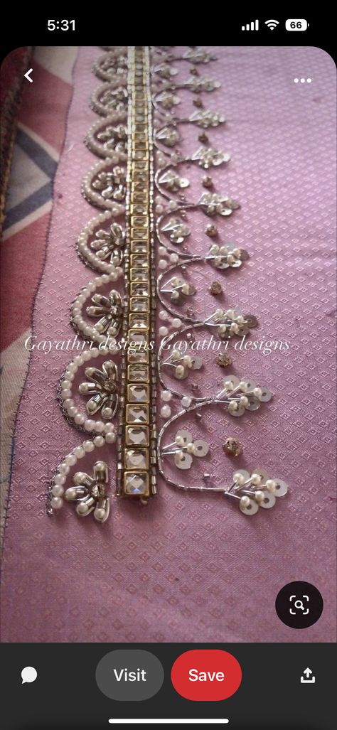 Peacock Motifs Embroidery, Suit Border Designs, Simple Border Maggam Work Design, Aari Tari Work Design, Border Design Aari Work, Hand Border Aari Work Designs, Hand Work Saree Border, Saree Border Maggam Work, Handwork Border Designs