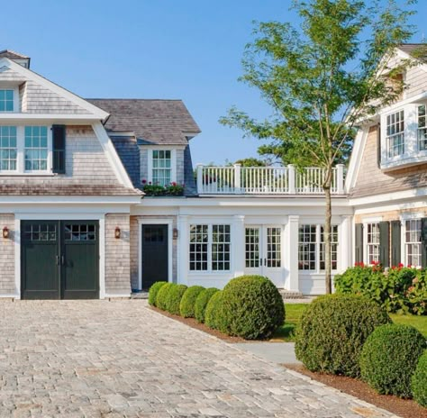 Breezeway House, Shingle Style Architecture, Patrick Ahearn Architect, Patrick Ahearn, Shingle House, Coastal Colonial, Breezeway Ideas, Shingle Style Homes, Shore House