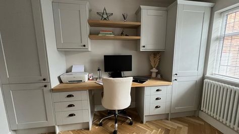 Howdens Office, Small Home Office Ideas Uk, Fitted Home Office Ideas, Box Room Office, Fitted Office Furniture, Guesthouse Ideas, Home Office Uk, Pocket Office, Project Room