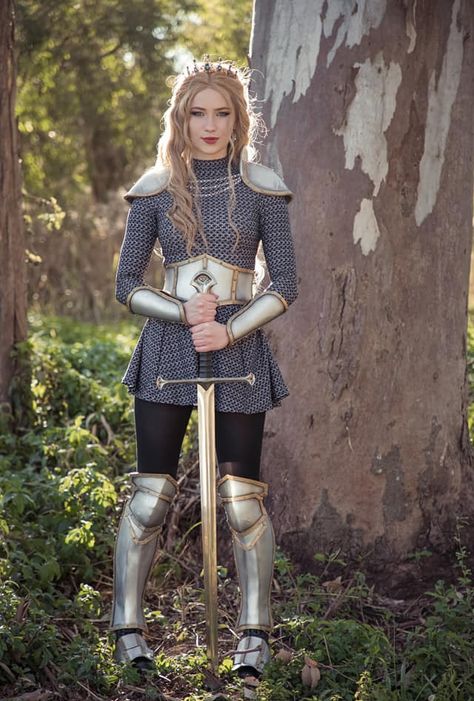 Medieval Outfit Women, Medieval Outfit, Ren Faire Costume, Armor Dress, Costume Armour, Warrior Costume, Knight Costume, Viking Costume, Female Armor