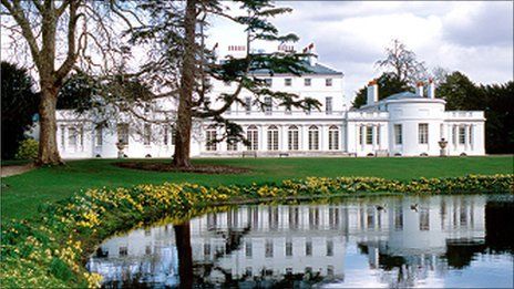 Nottingham Cottage, Frogmore House, Frogmore Cottage, Windsor Homes, House Images, Hampton Court Palace, Royal Castles, British Royal Families, Royal Residence