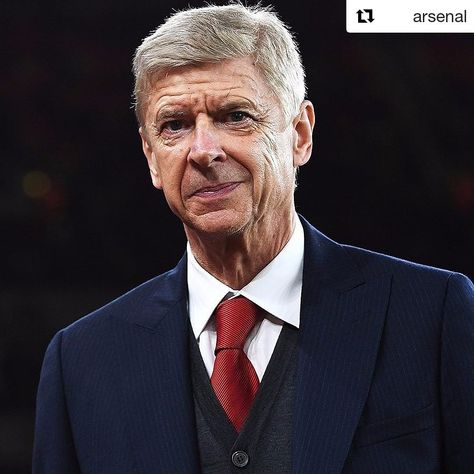 BREAKING: Arsène Wenger will step down as @Arsenal manager at the end of this @premierleague season. #MerciArsène #AuRevoirArsène #COYG #ArsèneWenger Arsenal Wenger, Legal Separation, Arsenal Manager, Arsene Wenger, Sixth Form, Football Manager, Form Art, Character Reference, Arsenal Fc