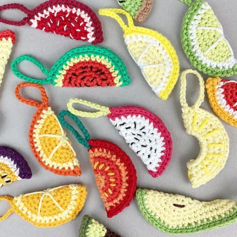 Crochet Slipper, Accessories Crochet, Fruit Slices, Crochet Terms, Fruit Slice, Thick Yarn, Embroidery Needles, Slipper Boots, Stitch Markers