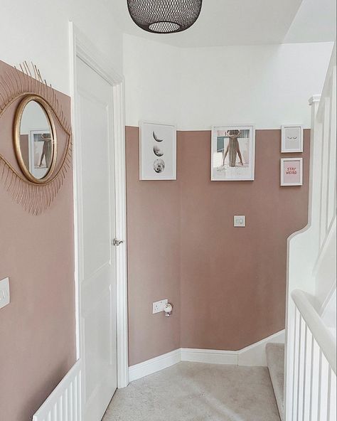 Decorating Centre Online on Instagram: “These walls are absolutely lush! Gold works so well with pink! 🖌️⁠ ⁠ Photo Credit: @lanaboohome⁠ ⁠” Sulking Room Pink, Pink Hallway, Pink Paradise, Paint Matching, Colour Match, Pink Photo, Traditional Living Room, Interior Stylist, Hallway Ideas