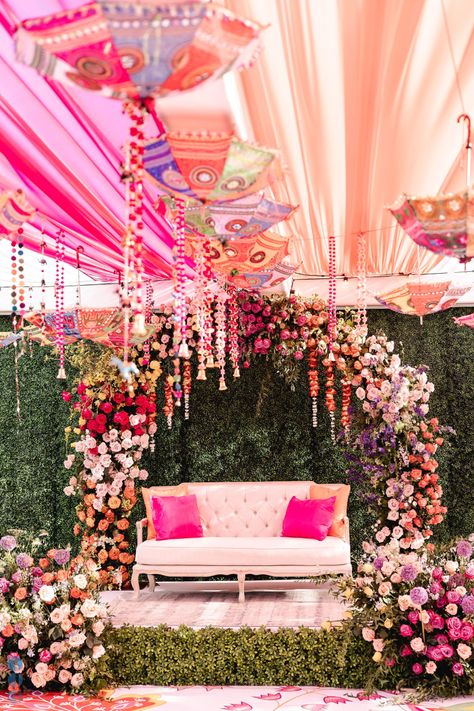 Full on flower extravaganza Engagement Decor Ideas Indian, Backyard Indian Engagement Party, Indian Engagement Party Ideas, Indian Engagement Backdrop, Engagement Backdrop Indian, Indian Engagement Decorations, Indian Engagement Party, Engagement Decorations Indian, Engagement Indian