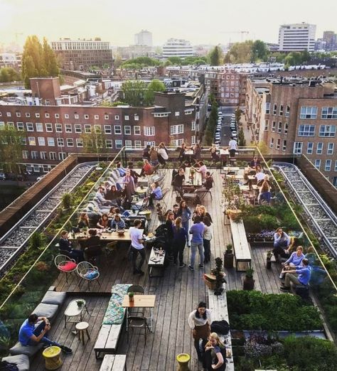 Rooftop Garden Urban, Rooftop Bar Design, Rooftop Restaurant Design, Green Roof System, Rooftop Terrace Design, Rooftop Design, Rooftop Patio, Rooftop Restaurant, Terrace Design