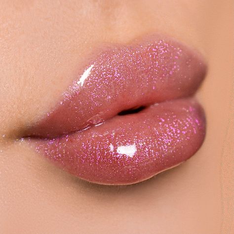 Jd Glow Cosmetics, Light Pink Lipstick, Glitter Lip Gloss, Glitter Gloss, Shiny Lips, Makeup For Blondes, Purple Lips, Blonde With Pink, Pink Lip Gloss