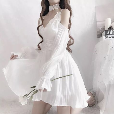 Vestido Blanco Outfit, Outfit Blanc, French Dress Style, Angelcore Outfits, Dresses Reference, Cute Simple Dress, Short White Dress, Ethereal Dress, Angel Dress