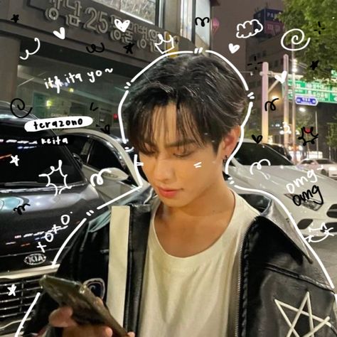 terazono keita Kpop Doodles Drawings, Kpop Doodle Edit, Doodle Photo Edit, Kpop Doodle Art, Edit Photos Ideas Aesthetic, Skz Freebies, Kpop Doodles, Photo Doodle, Doodle Pictures