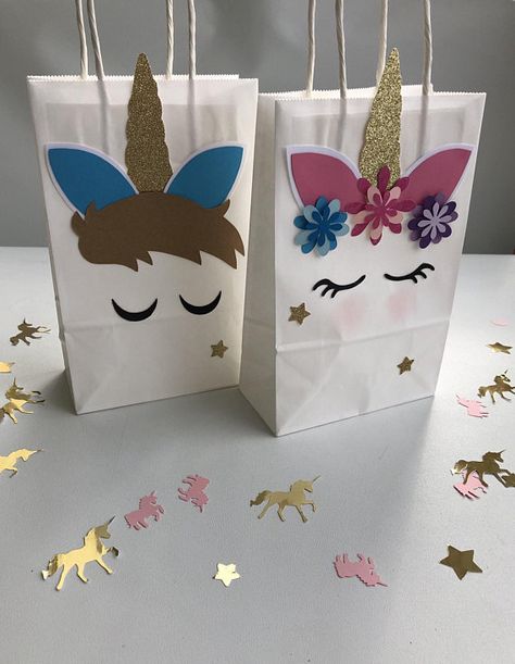 Unicorn goody bags.... Set of 8..unicorn party... boys and Diy Unicorn Party, Unicorn Party Bags, Unicorn Birthday Decorations, Unicorn Birthday Party Decorations, Rainbow Unicorn Party, Anniversaire Diy, Unicorn Themed Birthday Party, Flamingo Birthday Party, Unicorn Party Favors