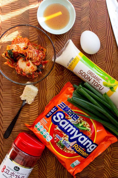 Samyang Ramen Recipe, Samyang Ramen, Tofu Smoothie, Soft Tofu, Ramen Recipe, Instant Ramen, Ramen Soup, Red Chili Peppers, Ramen Recipes