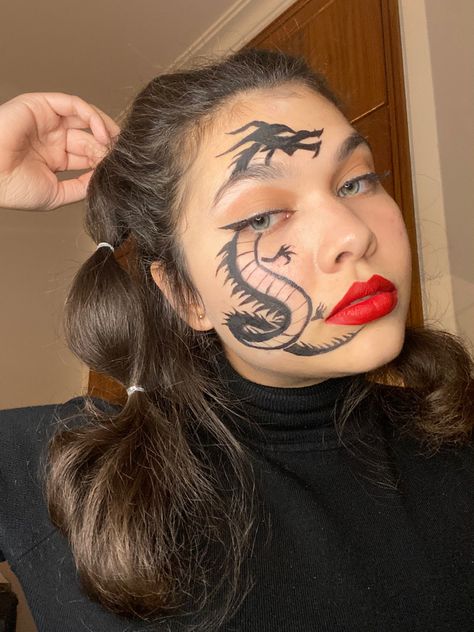 Ninja Makeup, Dragon Makeup, Art Editorial, Anime Cosplay Makeup, Pride Makeup, Face Art Makeup, Ombre Lips, Cool Makeup Looks, Fancy Makeup