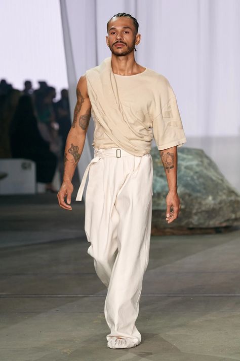 Mens Fashion Show Runway, Mens Fashion Aesthetic, Resort 2024 Collection, Resort 2024, Boho Men, Linen Coat, Collarless Jacket, Artist Outfit, Mens Fashion Week