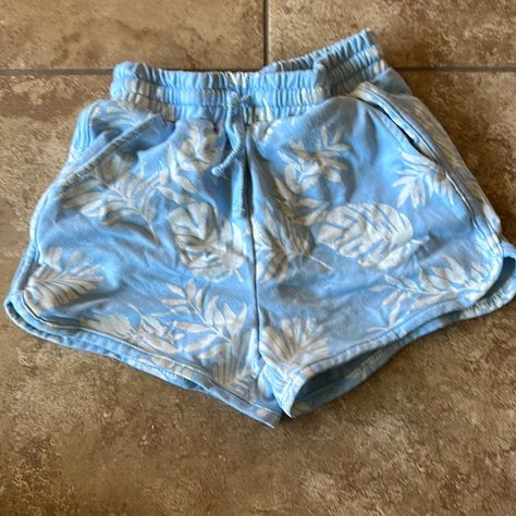 R + R Shorts From Stitch Fix. Girls Size Medium 8/10. Never Worn. Swaggy Clothes, Fit Aesthetic, Fits Aesthetic, Cute Swimsuits, Cute Everyday Outfits, Summer Clothes, Swim Shorts, Stitch Fix, Everyday Outfits