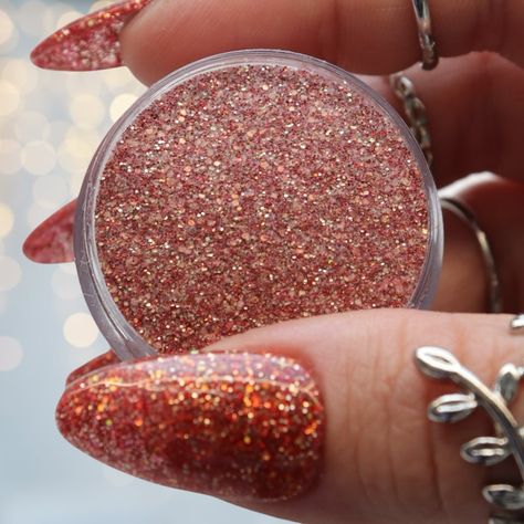 Spice up your fall look with Cider Spice 🍎✨ This dazzling red and gold glitter blend from our Fireside Foliage Collection adds the perfect touch of autumn warmth to your nails. Ready to turn heads? 🍂 . . . #Nails #nailsnailsnails #diydipnails #dipnails💅#diynailsathome #glitternails #dippowdermanicure #naildipping #diydippowdernails #naildippingpowder #dipnailsathome #dippowdernails #dipnailsofinstagram #diynails #nailsofinsta #naildippowder #dippowdermani #dippowder #powderdipnails #dippo... Red And Gold Glitter Nails, Fall Dip Nails, Fall Dip, Gel Polish Designs, Powder Manicure, Gold Glitter Nails, Diy Nails At Home, Dip Nails, Orange And Gold