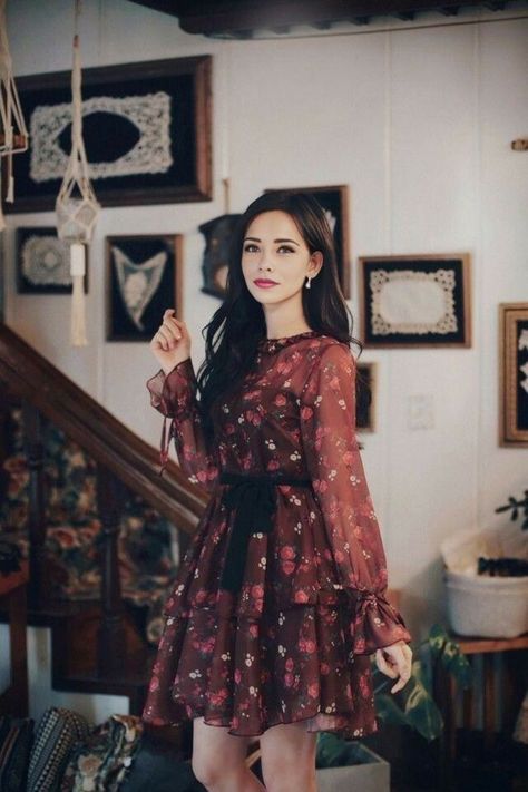 Korean Kurti Design, Korean Frocks For Women, Black Bridal Dresses, Girls Frock Design, Trendy Dress Outfits, Woman Suit Fashion, Cute Prom Dresses, Korean Fashion Dress, Lace Dress With Sleeves