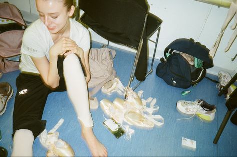 #ballet #balletdancer #pointe #aesthetic #backstage New York City Ballet Aesthetic, Ballet Instructor Aesthetic, Ballet Company Aesthetic, Real Ballet Core, Bailarina Aesthetic, Ballet School Aesthetic, Tap Dance Aesthetic, Ballerina Backstage, Pointe Aesthetic