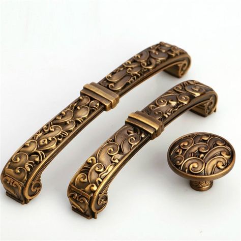 Antique Knobs, Dresser Knobs And Pulls, Antique Door Knobs, Dresser Drawer Pulls, Rustic Hardware, Furniture Handle, Knobs Cabinet, Drawer Pulls And Knobs, Brass Drawer Pulls