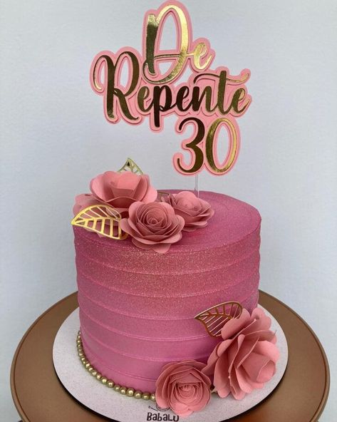 Bolo Rose Gold, 50th Birthday Celebration Ideas, 40 Cake Topper, Best Birthday Cake Designs, Modern Birthday Cakes, Rose Gold Cake, Mini Bolo, Christmas Holiday Cake, Unique Cake Toppers