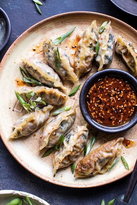 Vegetable Potstickers, Pollo Teriyaki, Honey And Soy Sauce, Mapo Tofu, Comidas Fitness, Honey Soy, Half Baked, Half Baked Harvest, Diet Vegetarian