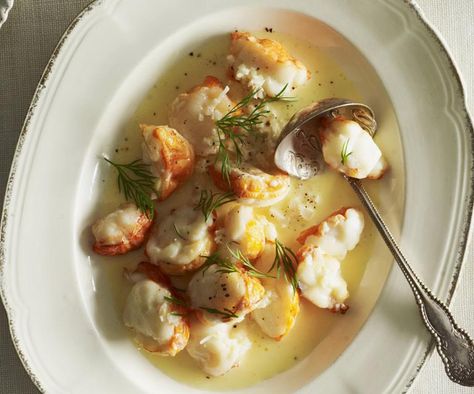 LOBSTER WITH CHAMPAGNE SAUCE Champagne Sauce Recipe, Champagne Sauce, Scampi Sauce, Gnocchi Dishes, Winter Dinners, Dream Food, Seafood Platter, Lobster Recipes, Private Plane