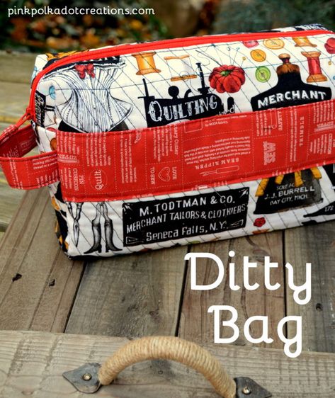 In the last post I showed you my new 2017 planner and all of my accessories that go with it!  Today, I have a fun Ditty Bag organizer to put everything in! Not only is it cute…but it is very useful too!  I am not sure why it is named “Ditty” but it is a … Continue reading Ditty Bag → Ditty Bag, Craft Show Ideas, Bag Organizer, Bag Patterns To Sew, Last Post, Box Bag, Pink Polka Dots, Bag Organization, Needle And Thread