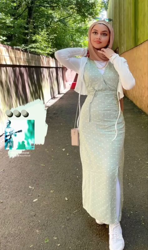 Modest Crop Top Outfits, Hijabi Fashion Summer, Modest Outfits Muslim, Hijab Fashion Summer, Estilo Hijab, Stile Hijab, Modest Fashion Hijab, Cute Modest Outfits, Muslim Fashion Hijab Outfits