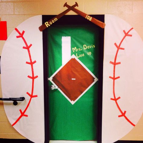 Baseball Theme Classroom, Themed Door Decorations, Doors Decoration, School Sports Theme, Deco Gamer, Sports Classroom, Sports Theme Classroom, Vbs Themes, Teacher Doors