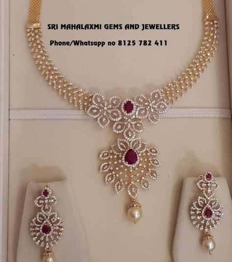 Sri Mahalakshmi Gems And Jewellers, Diamond Necklace Indian, Diamond Collar, Indian Diamond Jewellery, Wedding Jewelry Sets Bridal Jewellery, Bridal Diamond Necklace, Bridal Jewels, Indian Bridal Jewelry Sets, Diamond Wedding Jewelry