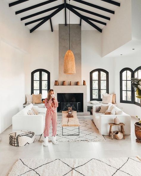 ”Instagram - Vlogger couple” Janni Deler and Jon Olsson simply exudes style. When we jumped into their home update project - we knew it gonna be stunning... Take a sneak peek into their home which was transformed from a traditional Spanish villa to a stunning Ethnic-Scandinavian dream home Janni Deler, Deco Boheme Chic, White Couch, Living Room Decor On A Budget, Interior Design Minimalist, Spanish Villa, Smart Tiles, Scandinavian Traditional, Spanish Style Homes