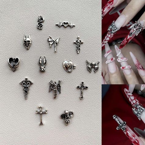 130pcs 3D Silver Metal Halloween Nail Charms Y2K Chrome Nails Art Accessories, Vintage Alloy Butterfly Cross Heart Skull Acrylic Nails Charm for Women Girls, DIY Manicure Supplies Chrome Nails Art, Y2k Chrome Nails, Nails Charm, Y2k Chrome, Manicure Supplies, Heart Skull, Chrome Nail Art, Cross Heart, Goth Nails