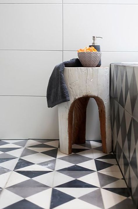 friday finds. Geometric Tiles Bathroom, Winery Resort, Vct Flooring, Ideas For Bathrooms, Patterned Tiles, Painted Tile, Interior Tiles, Geometric Floor, Tiles Bathroom