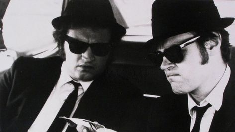 Elwood Blues, Blues Brothers Movie, Blues Brothers 1980, Iconic Photographs, John Belushi, Dan Aykroyd, Brothers Movie, Blues Brothers, National Lampoons