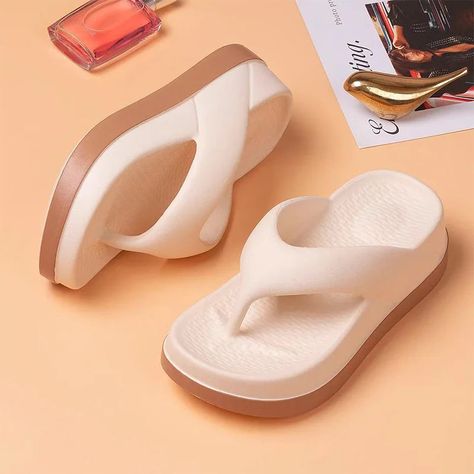 Korean Style Thick Sole Summer Slippers - Mavigadget Slippers For Beach, Trendy Slippers, Soft Sole Slippers, Women Platform Sandals, Summer Heels, Summer Flip Flops, Summer Slippers, Slides Women, Beach Slippers