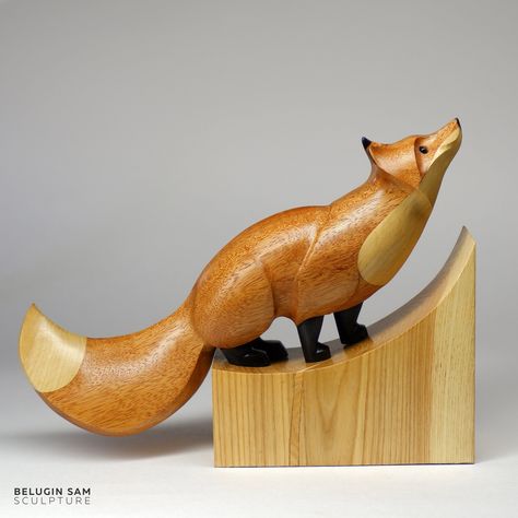 Fox Statue, Woman Friends, Fox Sculpture, Wooden Fox, Carved Animals, Wood Fox, Fox Figurine, Fox Crafts, Bandsaw Box