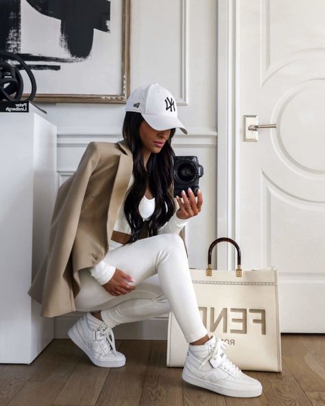 Weekend Attire White High Top Sneakers Outfit, High Top Sneakers Outfit, Ny Cap, Mia Mia Mine, Vinyl Leggings, Mia Mia, Cap Outfit, Blue Jean Outfits, Winter Travel Outfit