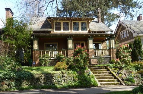 cottages and bungalows | Bungalow | Cottages Bungalows and Painted Ladies Bungalow House Design Exterior, First Home Decor, California Bungalow, Craftsman Bungalow, Bungalow Exterior, Bungalow Homes, Cottages And Bungalows, Craftsman Exterior, Bungalow Style