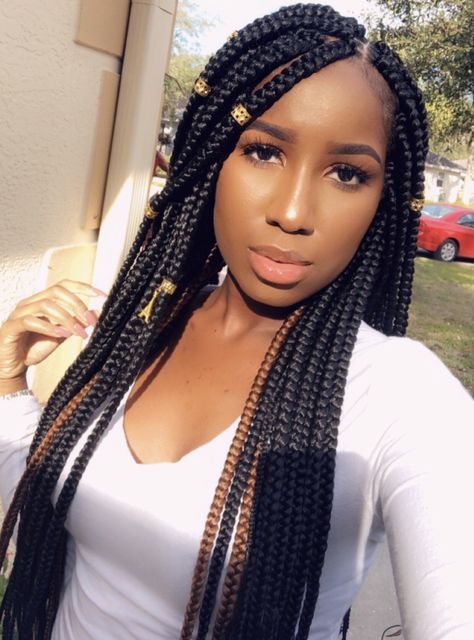 Poetic justice braids #black #woman #haitianqueen Medium Traditional Box Braids, Large Traditional Box Braids, Alicia Keys Braids Large, Box Braids Caucasian Hair, Janet Jackson Braids Poetic Justice, Jumbo Box Braids Styles, Medium Sized Box Braids, Mini Twists Natural Hair, Dream Hairstyles