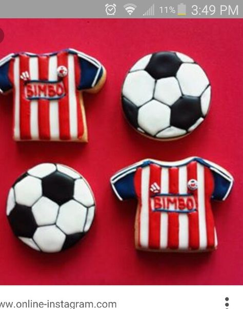 Chivas Soccer Theme Birthday Party, Chivas Theme Birthday Party, Chivas Party Theme, Chivas Birthday Theme, Soccer Party Ideas, Sports Desserts, Sport Cookies, Soccer Cakes, Soccer Cookies