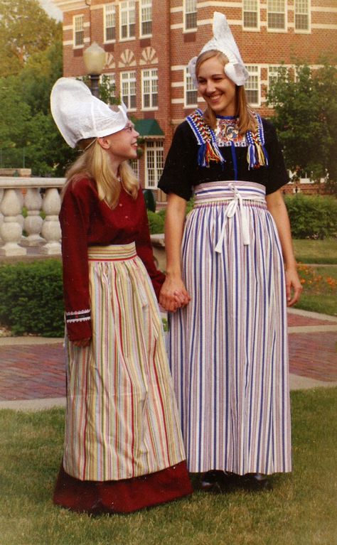 Girls wearing traditional Costume of Volendam, North Holland, The Netherlands Dutch Clothing, Dutch Culture, European Costumes, Dutch Women, North Holland, European Summer Outfits, Dutch Girl, Folk Dresses, We Are The World