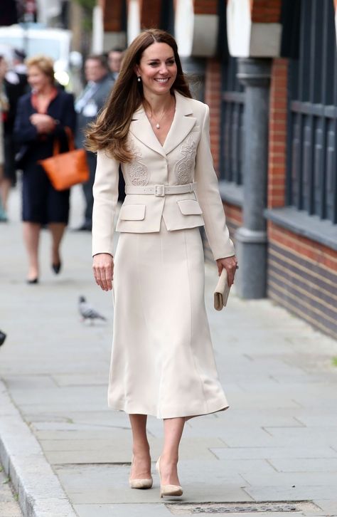 Kate middleton blue dress