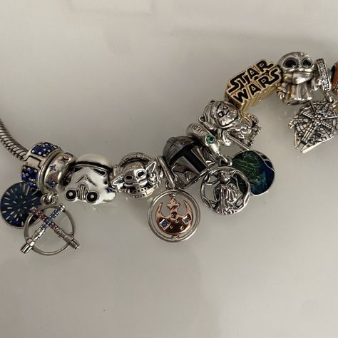 Pandora Bracelet Spiderman Aesthetic, Pandora Bracelet Stargirl, Marvel Charm Bracelet, Starwars Bracelet, Pandora Star Wars Bracelet, Star Wars Pandora Bracelet, Star Wars Pandora Charm, Star Wars Jewelry, Girly Bracelets