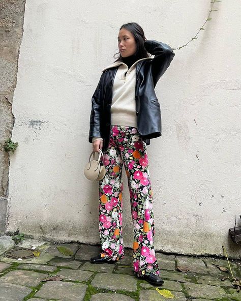 Trouser Trends 2023: 7 Styles You're Going to See Everywhere | Who What Wear Side Stripe Trousers, Striped Wide Leg Trousers, Trends 2023, Runway Trends, Printed Trousers, Wool Trousers, My Wardrobe, Fashion People, Trouser Style